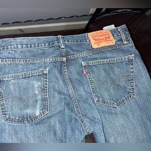 Levi jeans slim fit